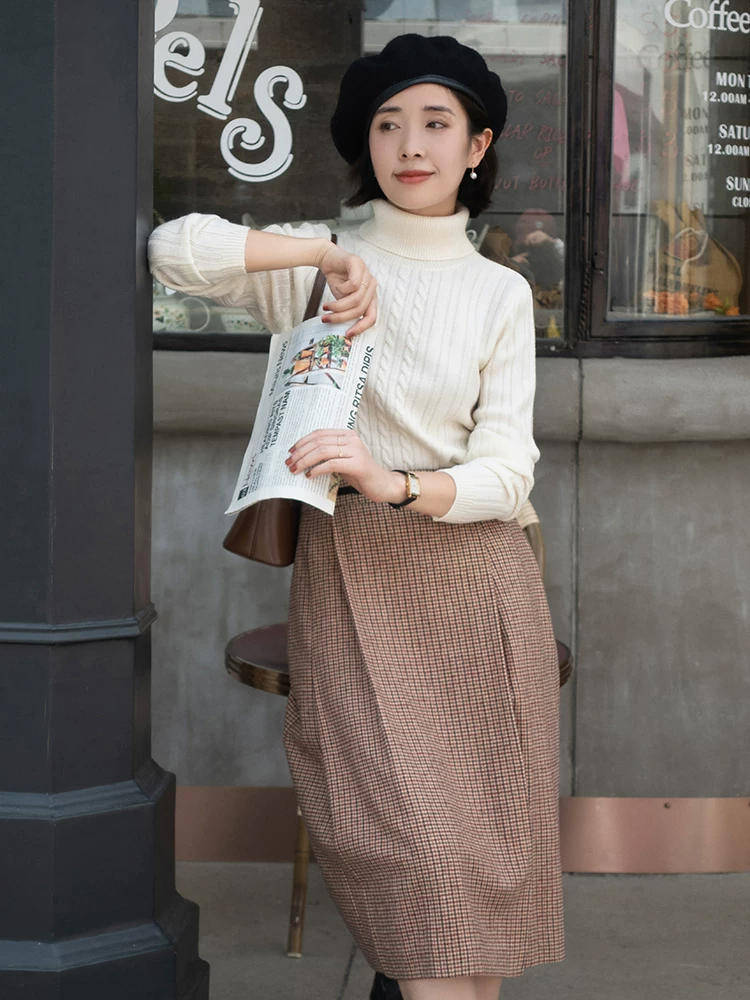 黑色 博主示范告诉你，为什么你穿毛衣不好看，尝试这样穿，简约优雅