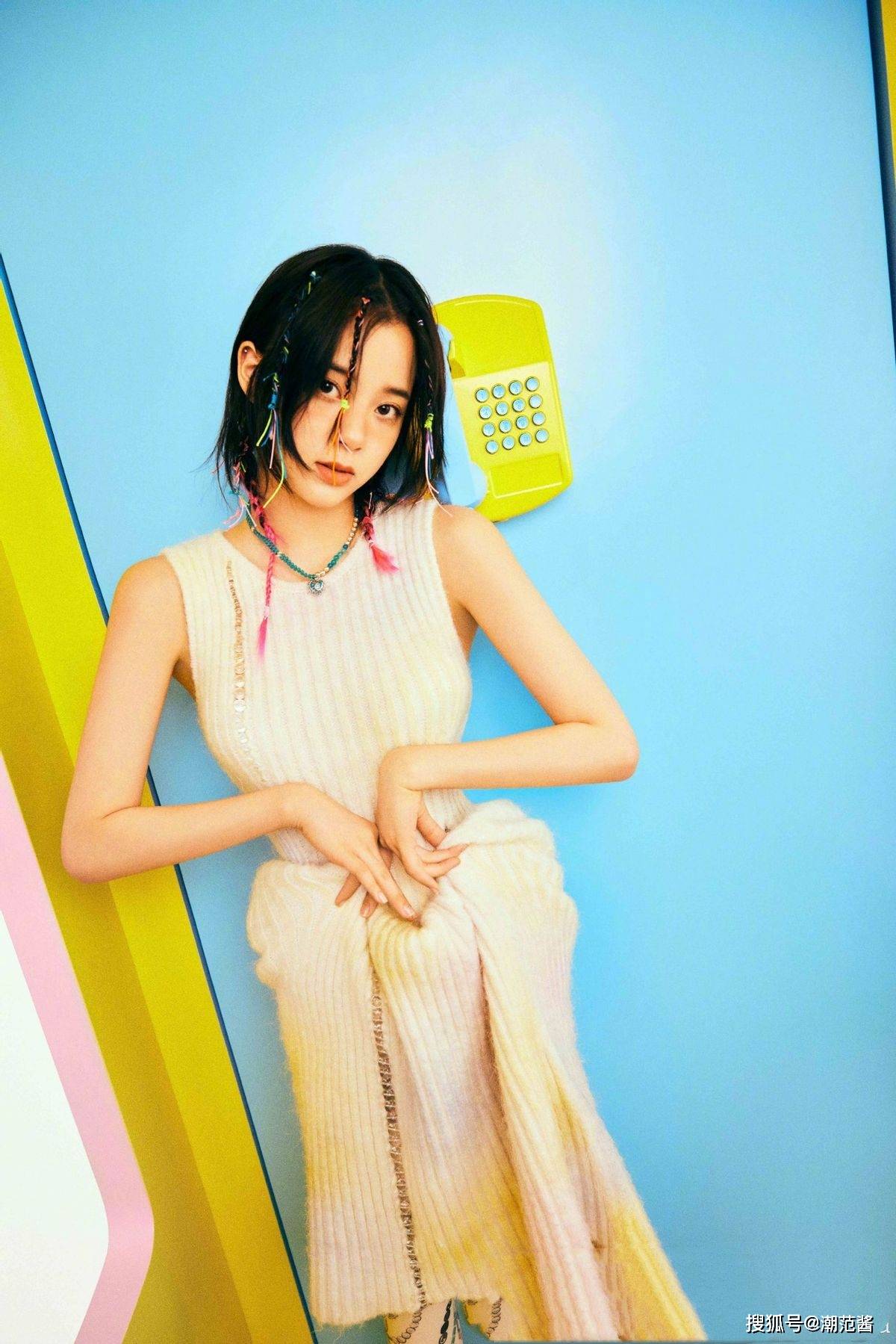 娜比清纯人设翻车？娜比轻松演绎纯欲轻熟风，看一眼就心动