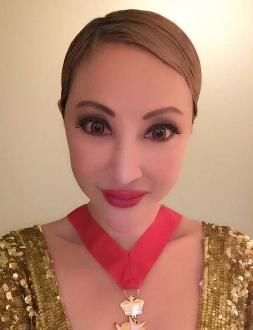 原创薛芷伦因癌症变蛇精脸子女孝顺前夫尽心活成女王