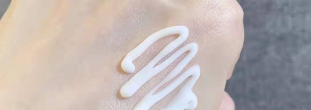 功效分享4款好用的“抗氧化”精华：雅顿功效最全面，PMPM性价比很高