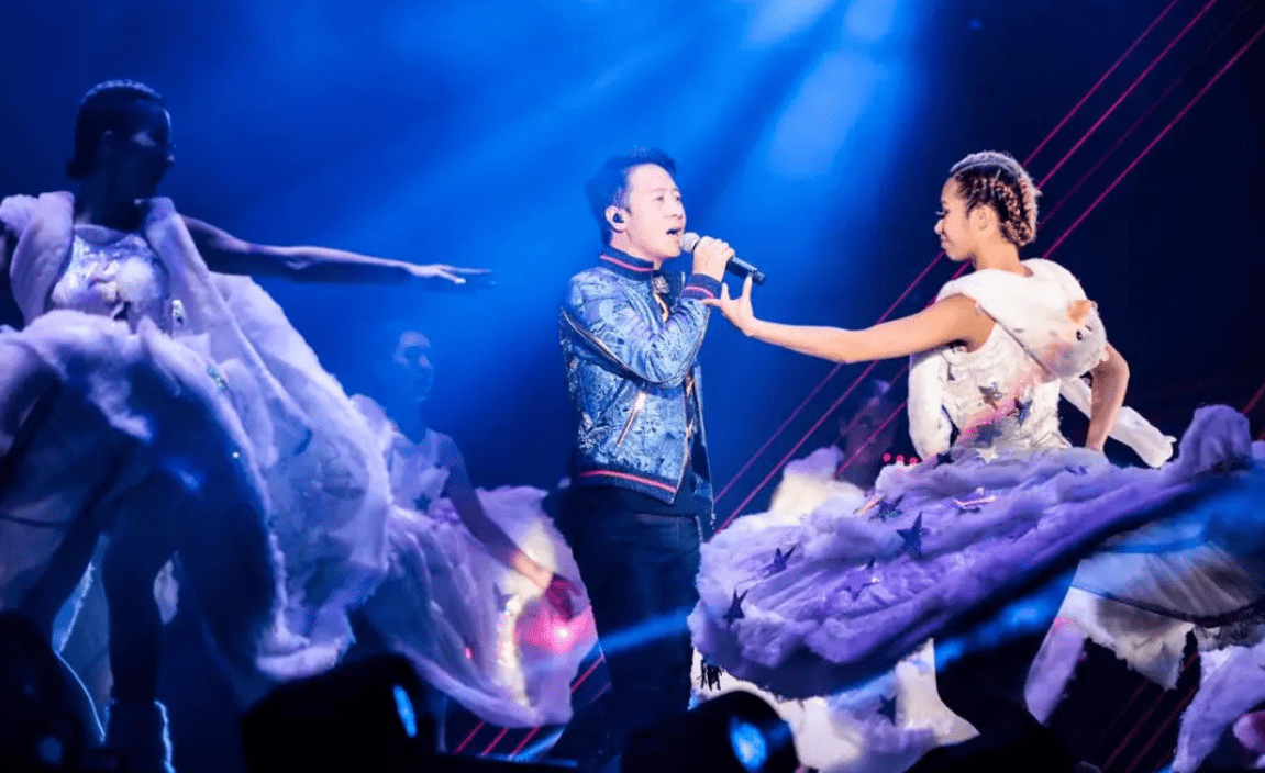 李小龙 在“穿得野”这回事上，20年前的港圈巨星说了算