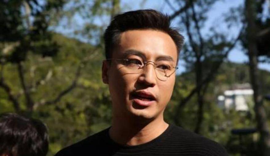 角色|他是演员张建声丨一个肯为角色增重50斤，再减到120斤的“戏痴”