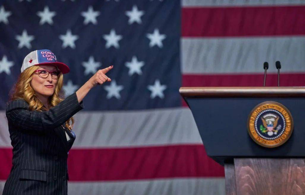 Vanity|五年前她是收入最高的影后，如今和丈夫逛杂货店的她最快乐