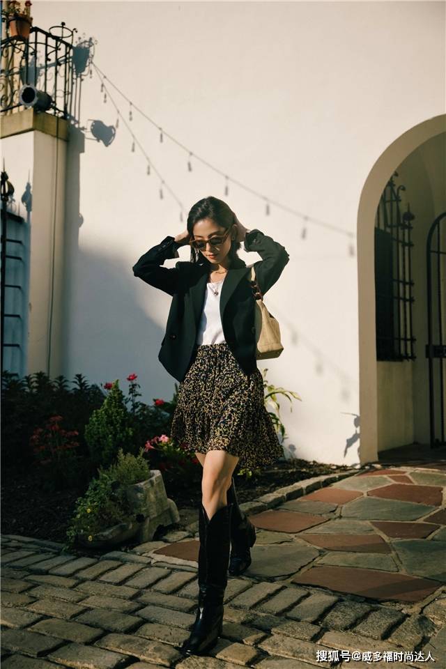 身材 中年女人如何穿衣?不显老不“装嫩”的4个公式,照着用时髦减龄