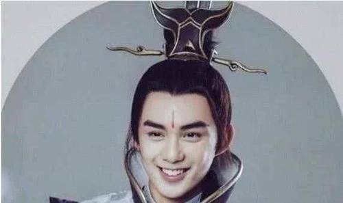 冯绍峰|赵丽颖的新剧《法医狂妃》男一号竟然是吴磊