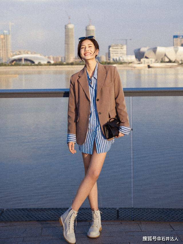 姐妹 鞋子在精不在多！初秋备齐这“两双”，时髦减龄，百搭又不挑人