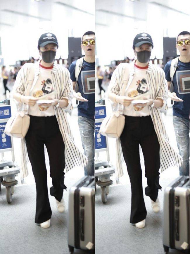 条纹 白色中长款衬衫+条纹衬衫