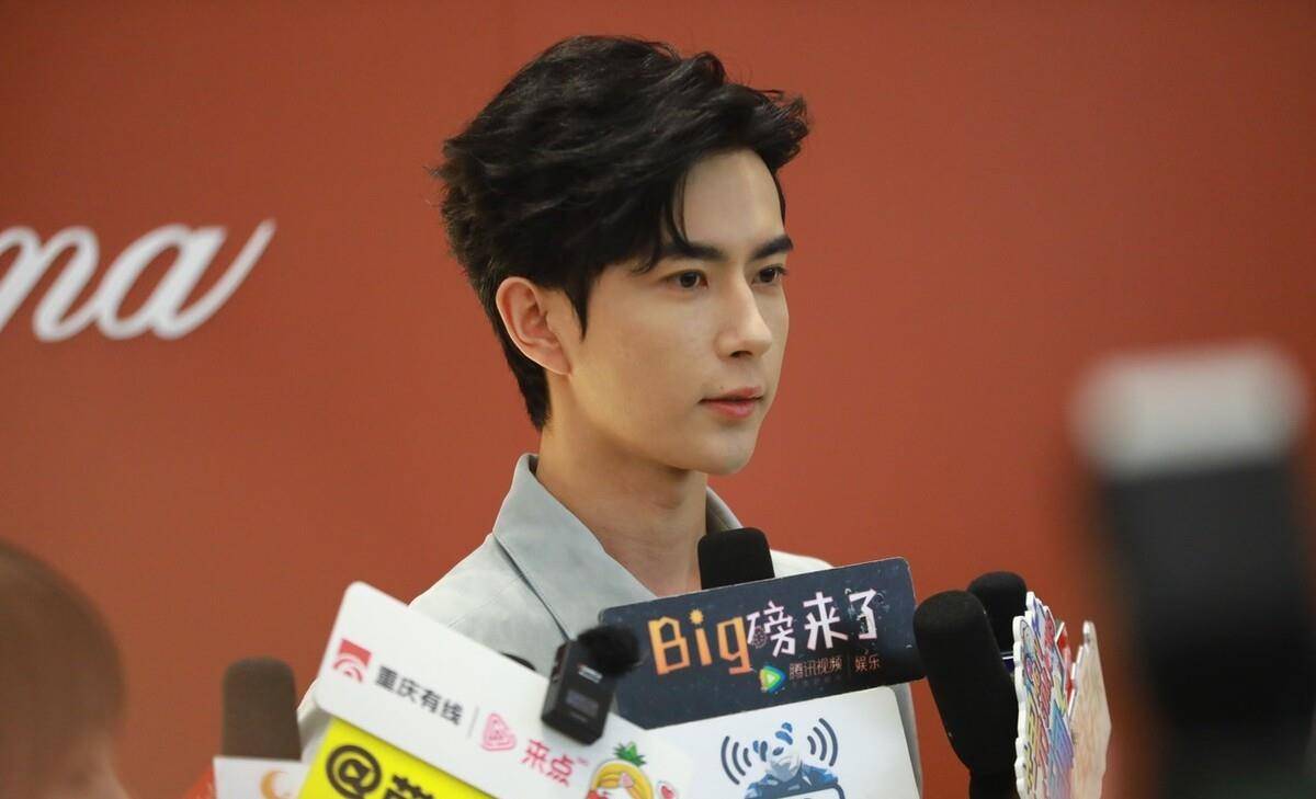 杨洋千|娱乐看点:范丞丞王安宇,杨洋千玺,张新成王源,赵丽颖杨紫