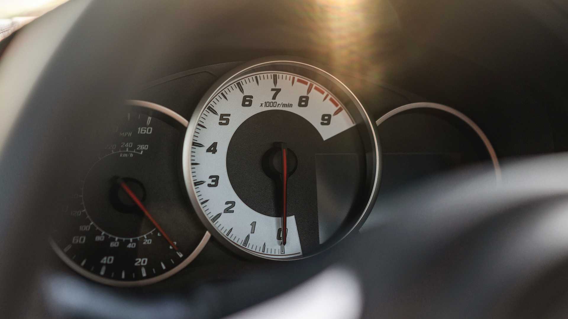 话不多说,一起来看看车吧,每一张都可以作为壁纸了!