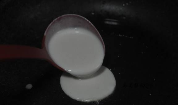 煎饼|超火爆网红饼,12块钱还要排长队,自己在家做,2块钱搞定!