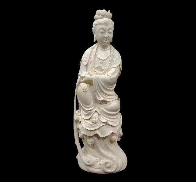 关于牙雕的收藏价值，听听他怎么说？_搜狐网