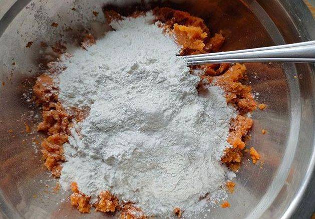 做法|早餐多给孩子做着吃,比包子简单,锅里一煎,香糯鲜美,孩子爱吃