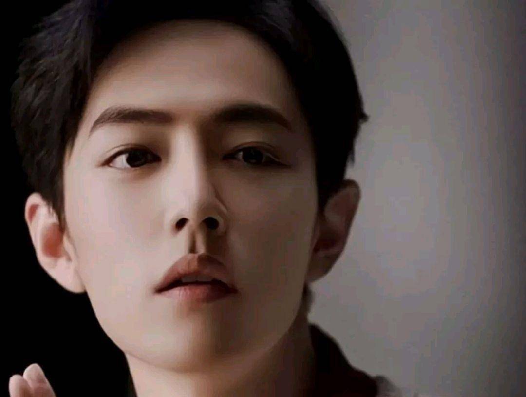 主人公|肖战首谈年龄焦虑,才三十而已,难怪会接年龄跨度大的《那片海》