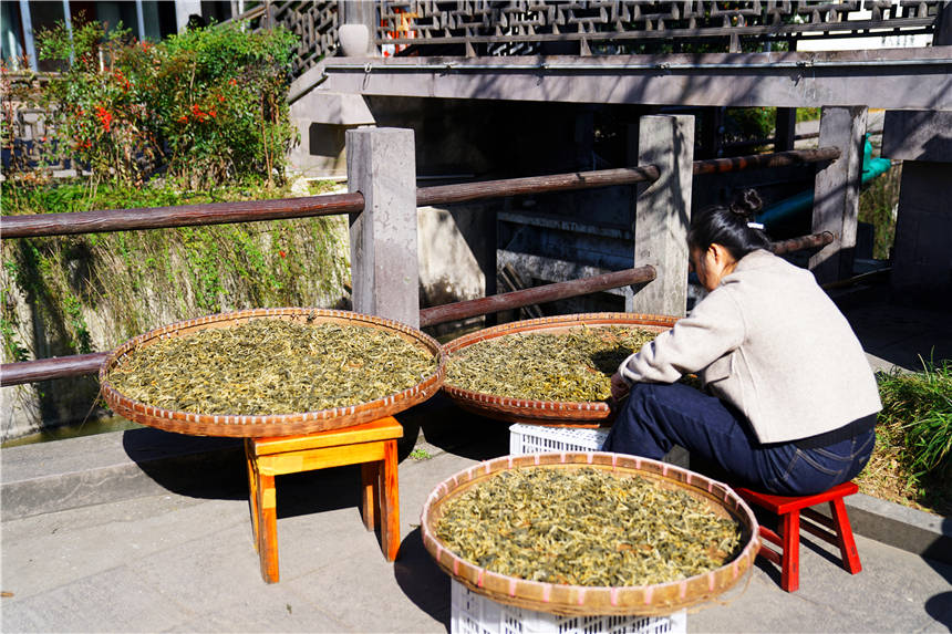 历史|藏在宁波的小众古镇，美了1200年，年糕饺超好吃，上海人最喜欢来