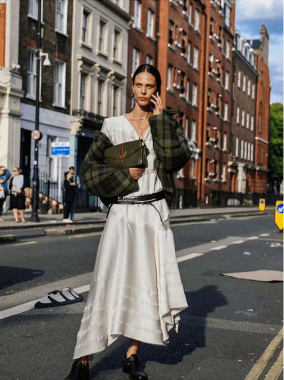 颜色 选对风格才显气质,分享3种风格和7套造型,穿衣不会有掉价感