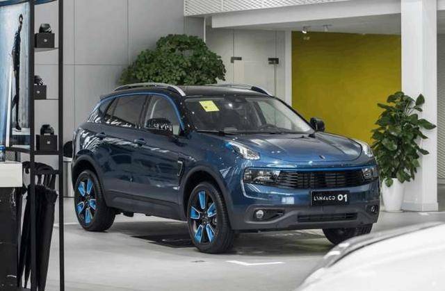 而沃尔沃xc40的起售价将不低于25万,所以这款沃尔沃xc40换标的领克01