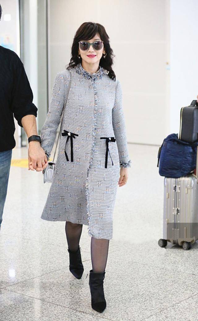 重新整理 女性过了50，衣橱应该重新整理，加入这四件单品，让你变得更优雅
