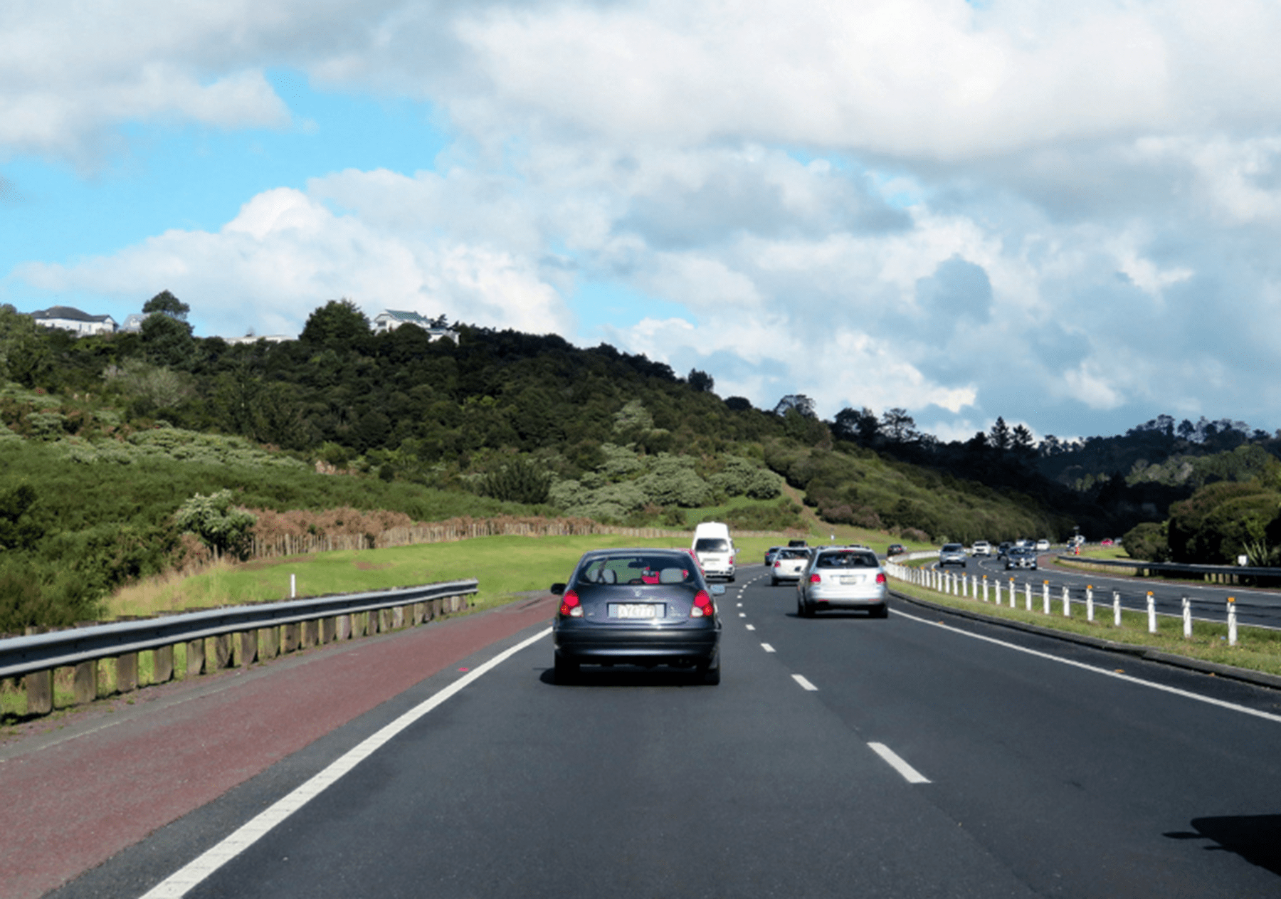 跑高速遇到障碍物怎么办?