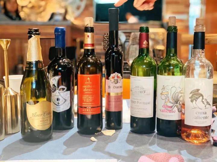 社交能力|中喜酒业:自恋者会消费更多的葡萄酒?你怎么看?