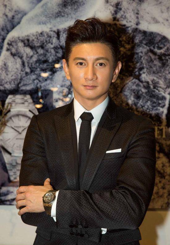 口碑|演员扮嫩有多毁口碑？黄晓明被喷成“筛子”，张鲁一跌落神坛