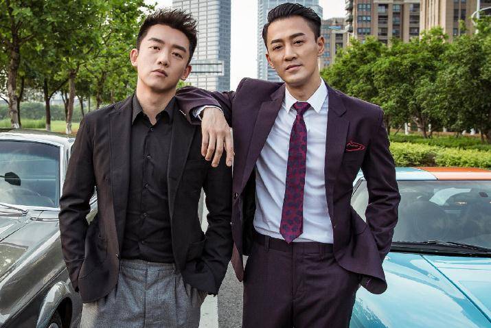 身份|《也平凡》肖建国身份暴露，季平刺伤生父，赵清研下线张小明崩溃