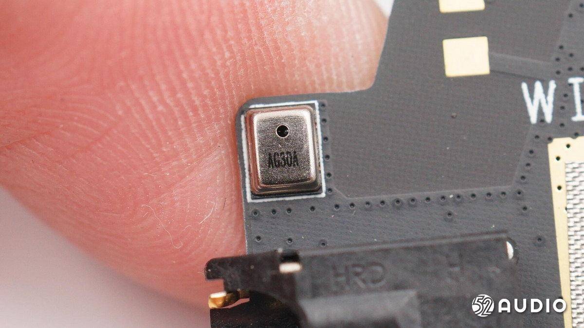 高通定制芯片，支持sim卡使用，科大讯飞翻译机1.0拆解报告