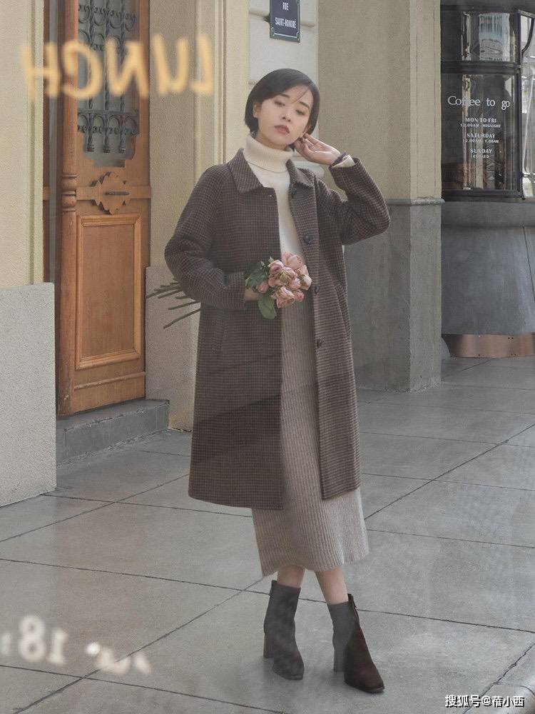 垫肩 “高级感”大衣长啥样？看看这5款价格不一定贵，会搭配才是关键