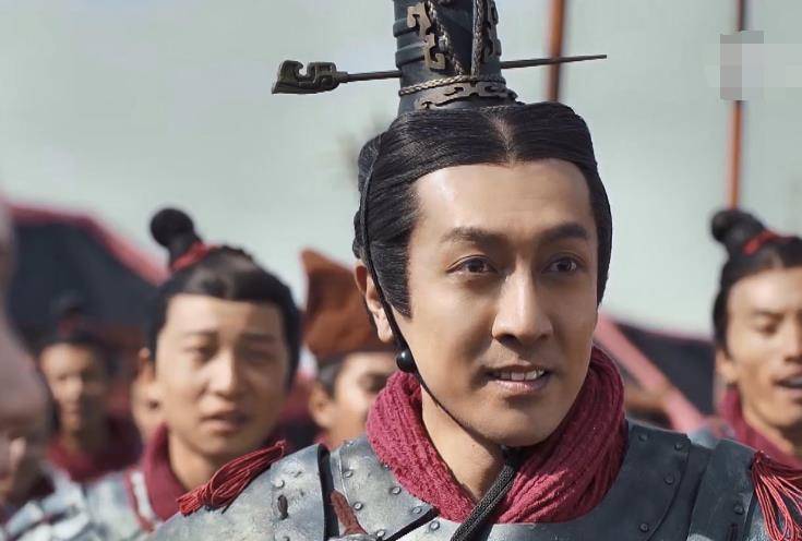 嬴政|男星也逃不过扮嫩,张鲁一硬演13岁嬴政,42岁李晨挑战高中生