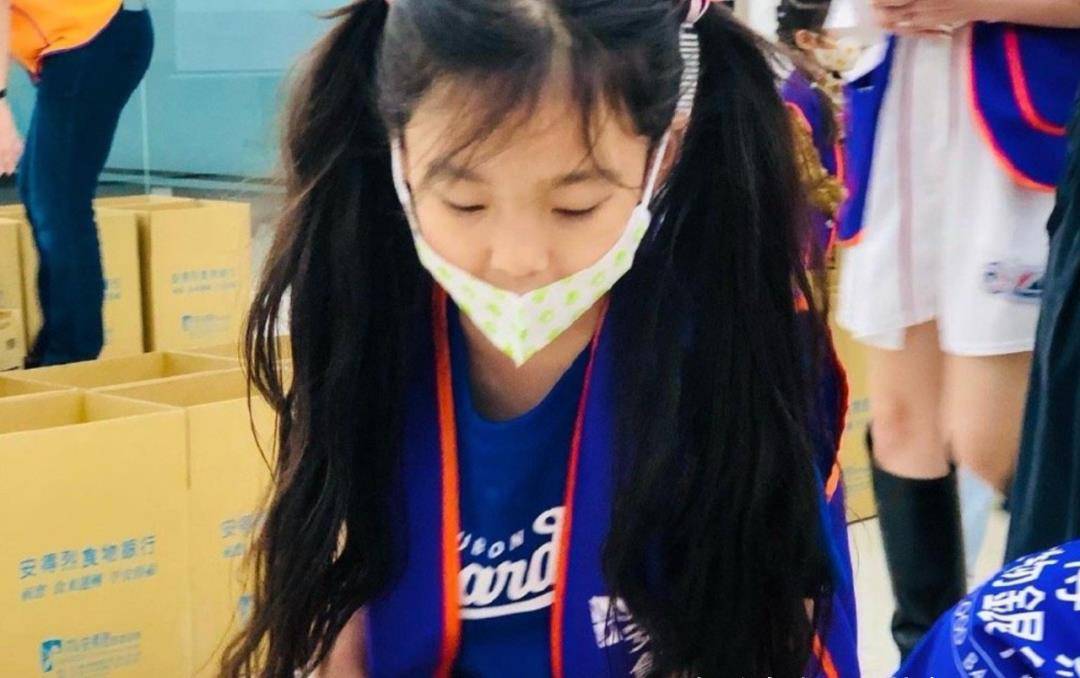 夏天|《爸哪》里的青梅竹马：天天森碟都成大长腿，诺一夏天却变样了