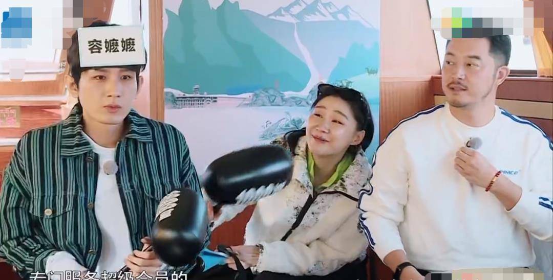 杨颖|《跑男》最懵嘉宾：搞不清游戏规则让李晨杨颖着急，金靖一脸嫌弃