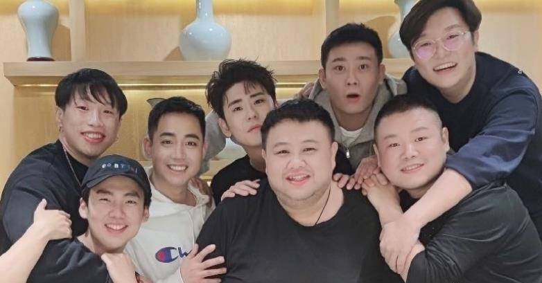 栾云平|德云社烧饼晒礼物,却被栾云平“怼”了一句,啥都不懂还瞎要东西