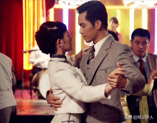 兄弟|影视剧的良心之作，主演演技在线，男主角分身有术，一人饰演四角