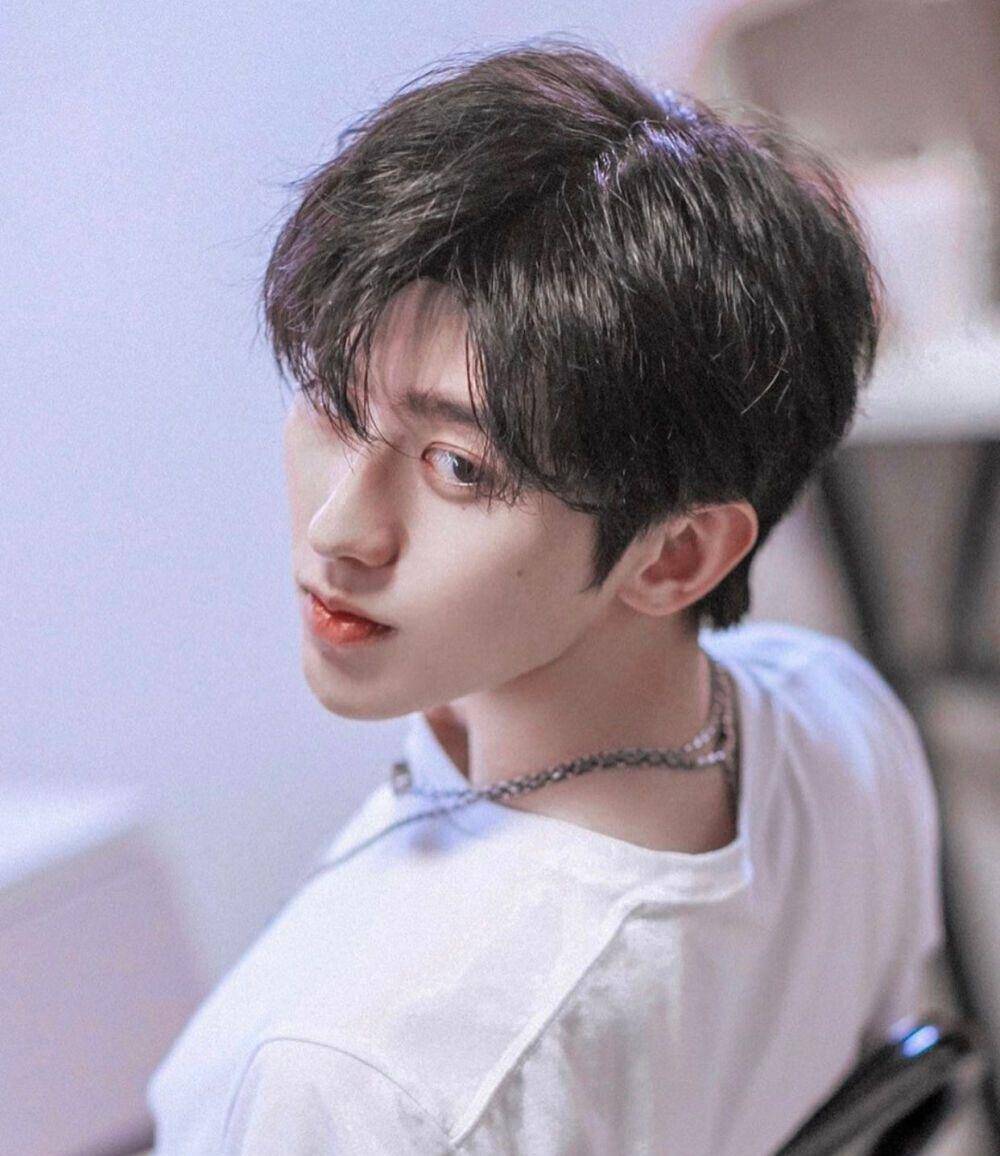 八卦|娱乐八卦：周迅，迪丽热巴，TFBOYS，蔡徐坤，杨紫，肖战，赵丽颖