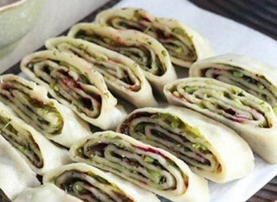 蔬菜|早餐就应这样吃,简单方便还营养,一卷一蒸就出锅,比包子强太多