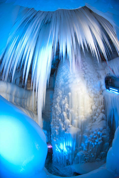 山西冰洞风景图片