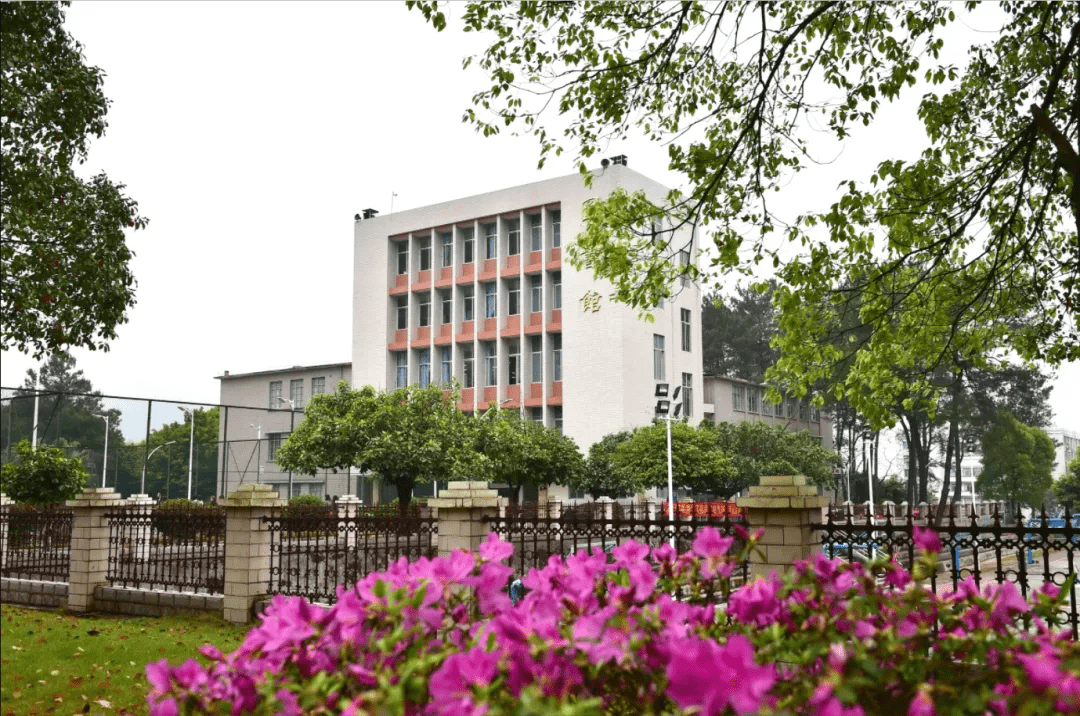 广东松山大学图片