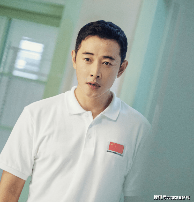 防护|毛晓彤罗晋新剧，这么好的题材，就不要按着观众的头硬嗑CP了吧