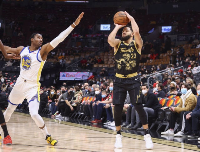 基石|隔人暴扣+三創(chuàng)生涯新高！19歲庫明加9球26分，勇士找到未來基石嗎