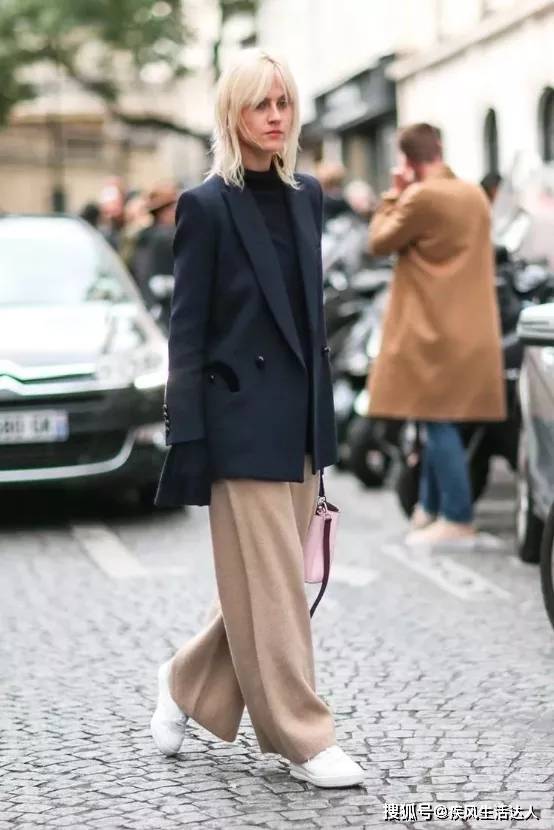 工装裤 答应我,这4款秋冬长裤一定要存,不露脚裸的穿搭,真时髦显瘦