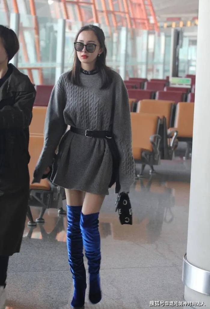 天鹅绒 谁说小个子穿不出高级感？试试短外套+高筒靴，时髦还有气场