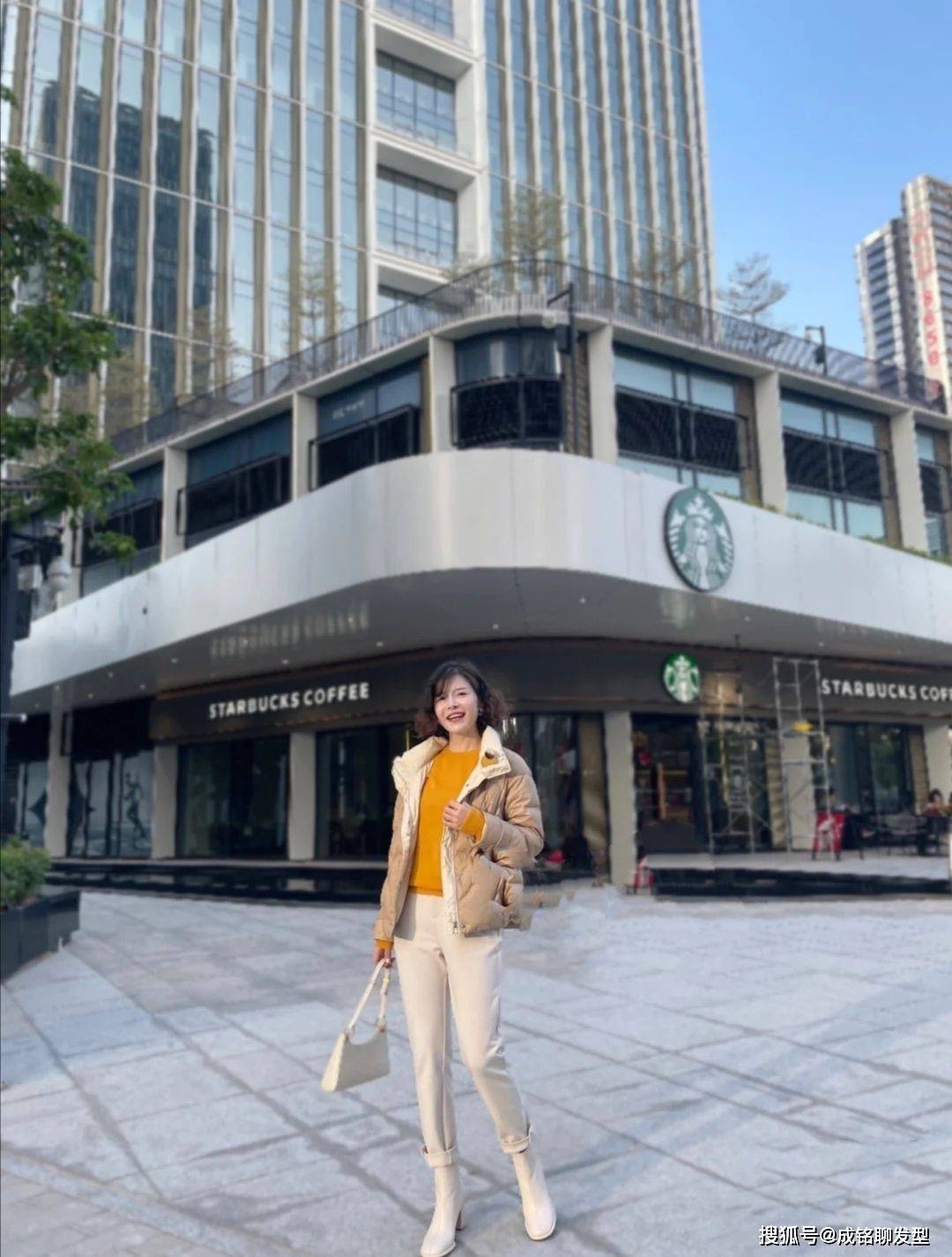 雷区 五六十岁的女人穿羽绒服,这三个“雷区”不能踩,影响气质又显矮