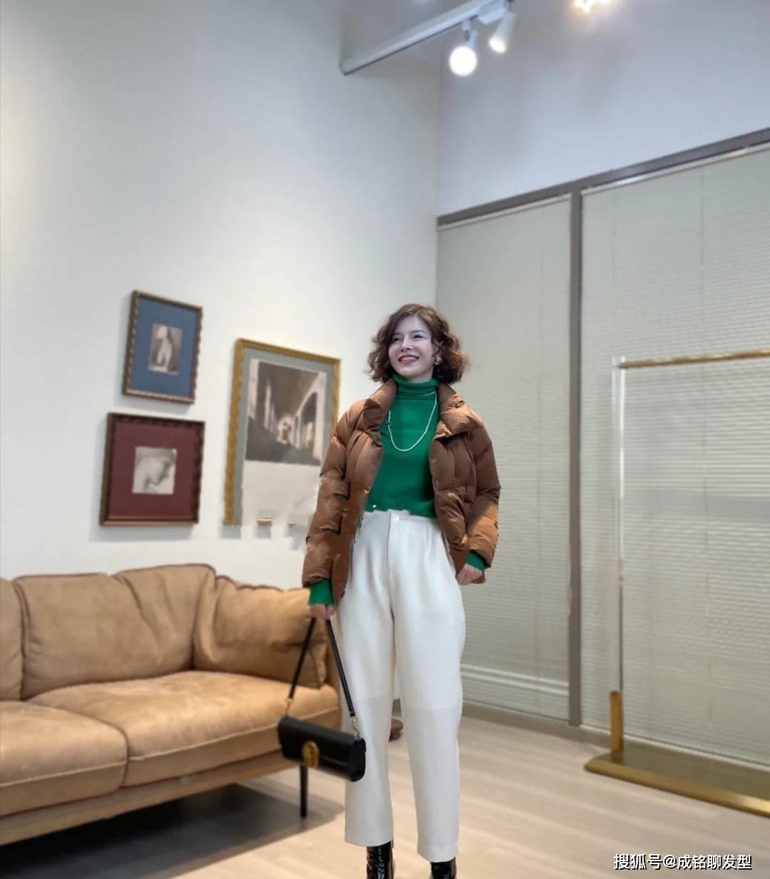 雷区 五六十岁的女人穿羽绒服，这三个“雷区”不能踩，影响气质又显矮