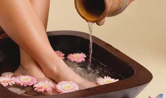 控制|男子热水泡脚,最后竟要截肢?这个错误很多人还在犯