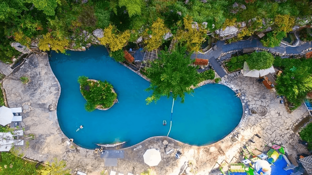 水汽|腾冲冬日生活指南 | 一池温热，盛满人间清欢