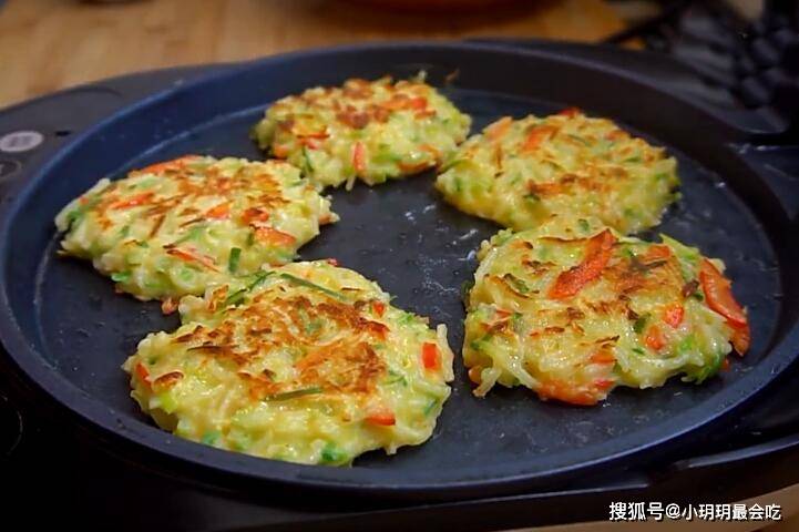 做法|天冷后,给家人做此早餐,营养美味助消化,5分钟做一锅