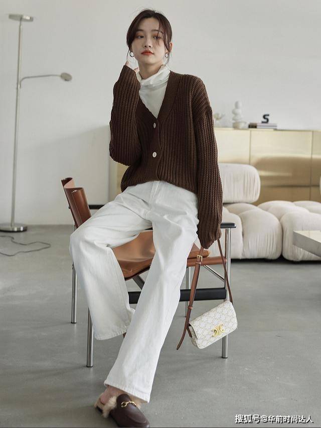设计 如何把“毛衣”穿出法式气质感?教你4组搭配思路,时髦整个冬天