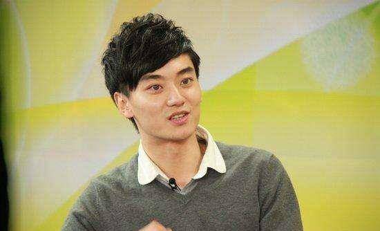 刘奕君|刘奕君儿子大学没毕业就红了 陈宝国力捧的儿子37了却总差口气