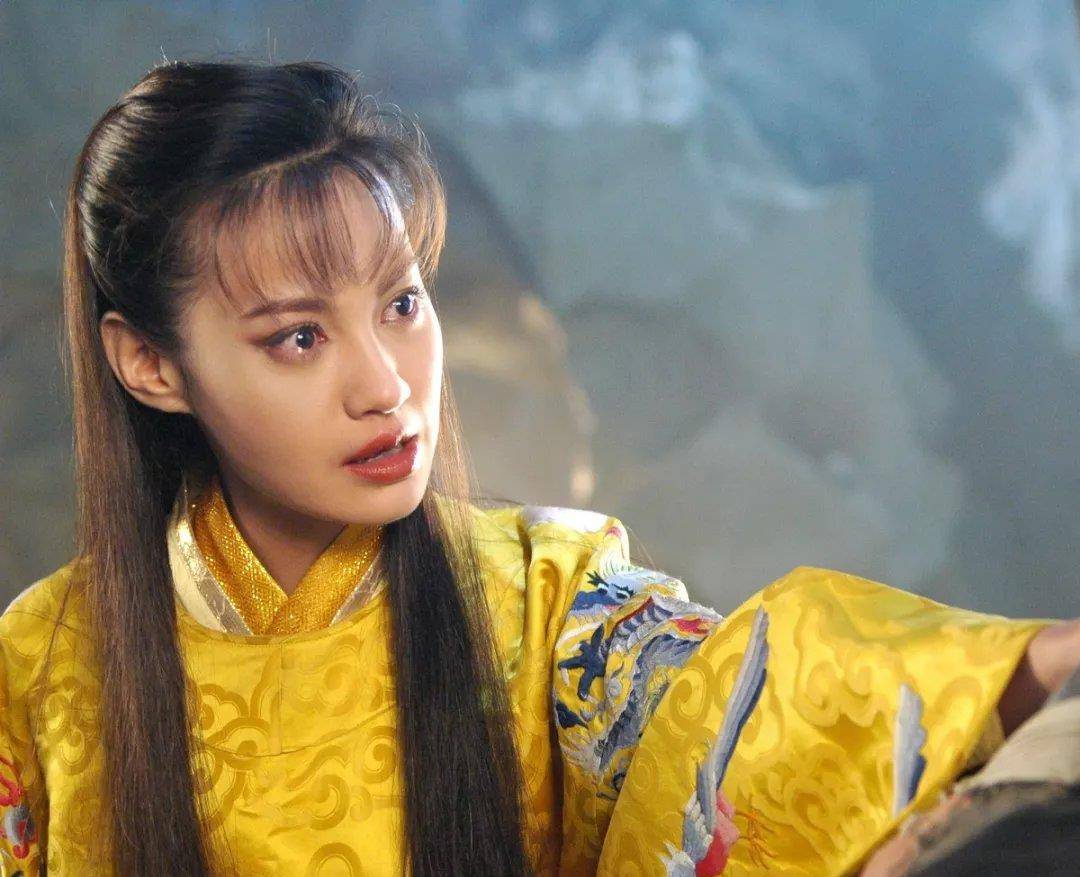 因为|十大绝美反派女boss，黑化不靠烟熏妆，又飒又坏就问你怕不怕