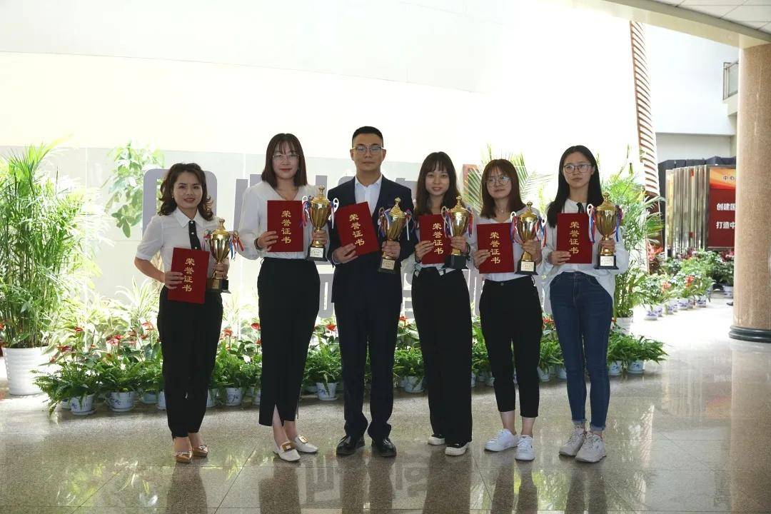 北京市通州区运河中学铺就青年教师成长坦途