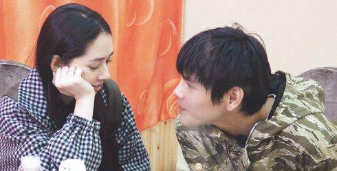 郭碧婷|向佐郭碧婷录节目撒狗粮，向太神助攻，为何却遭网友群嘲